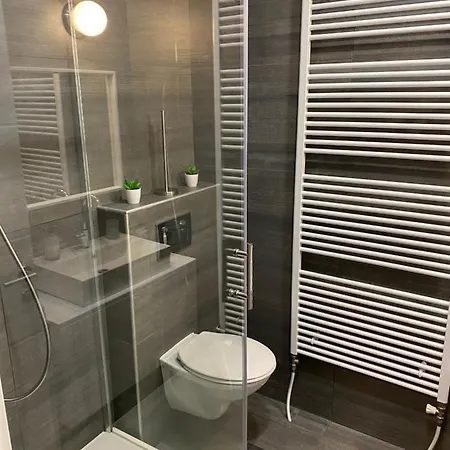 Franky 6 , 1 St Floor Apartment Zagreb