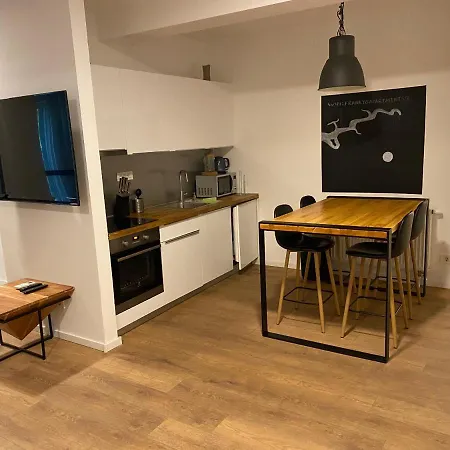 Franky 6 , 1 St Floor Apartment Zagreb